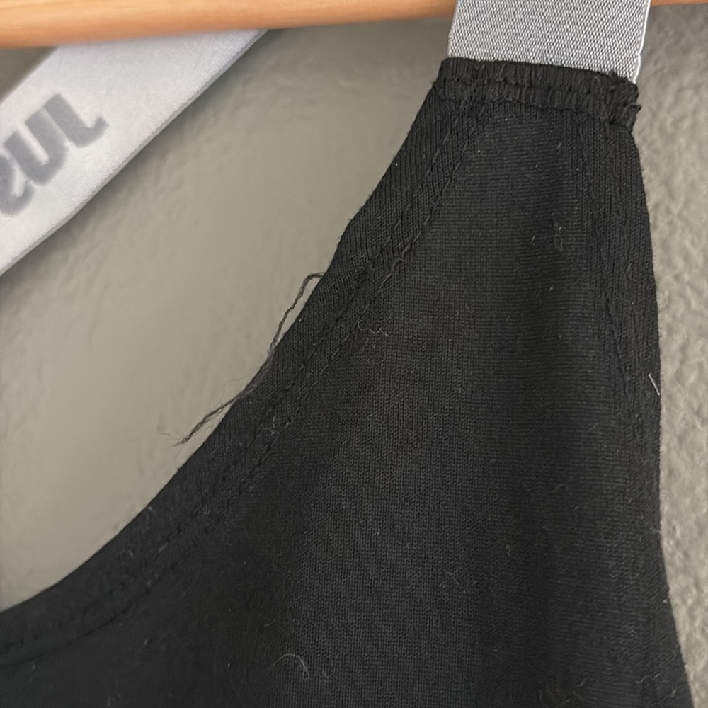 Nike Dri-Fit Top - Picture 3 of 6